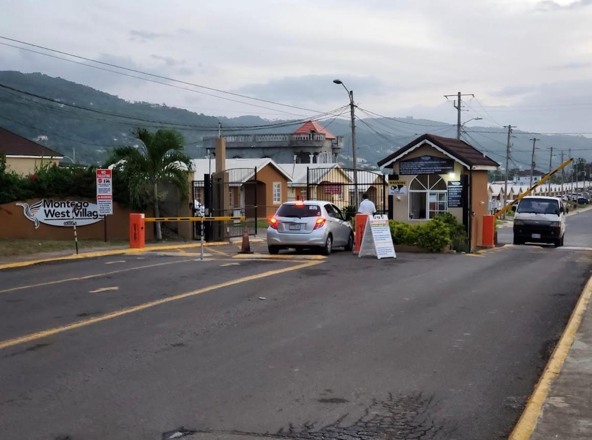 The Rest Stop- Gated Community-24 Hrs Security Montego Bay Exterior foto